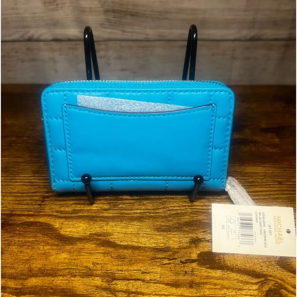 Michael Kors Jet Set Quilted Compact Wallet - Santorini Blue NWT - Picture 2 of 4